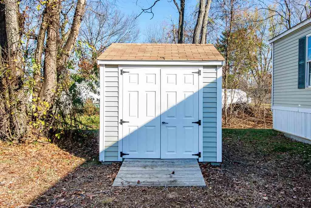 40 Donna Drive Exeter NH 03833