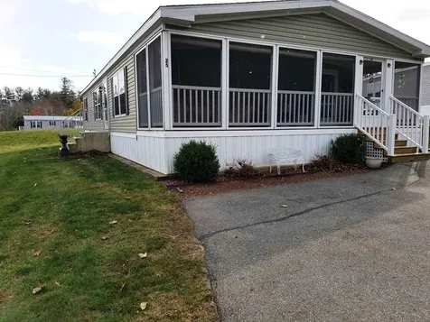 25 Meredith Drive Hampstead NH 03841