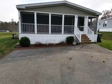 25 Meredith Drive Hampstead NH 03841