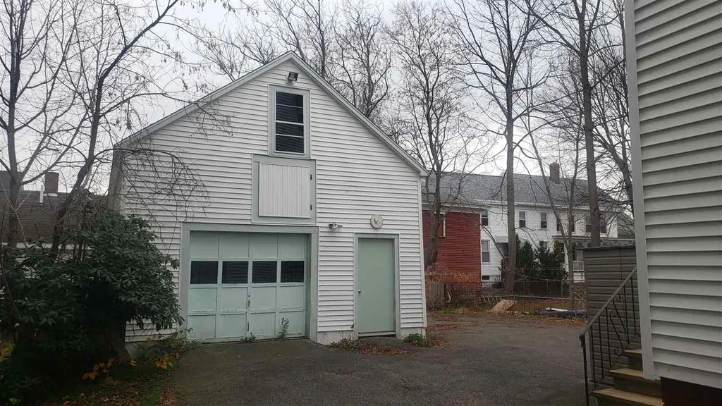 12 14 Grove Street Dover NH 03820