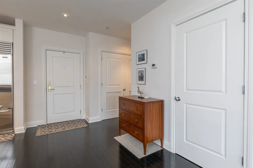 77 Hanover Street Portsmouth NH 03801
