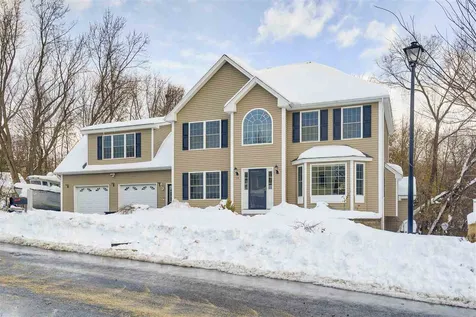 14 Dove Lane Manchester NH 03109