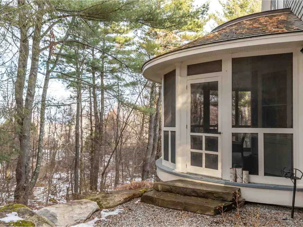 16 Bayberry Lane Williston VT 05495
