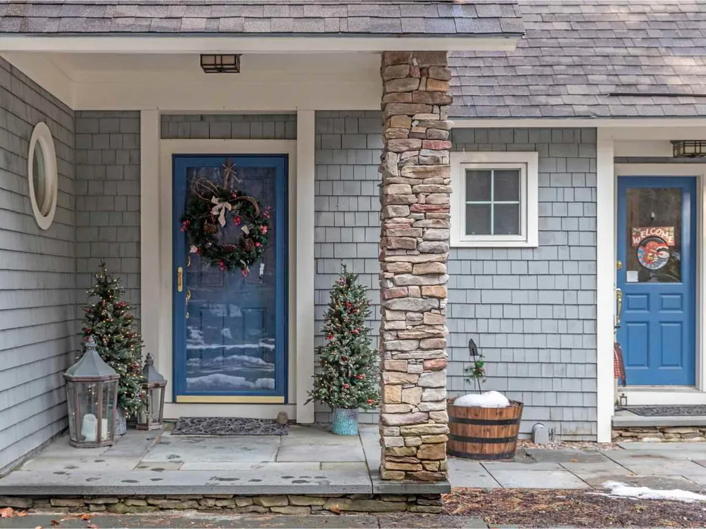 16 Bayberry Lane Williston VT 05495