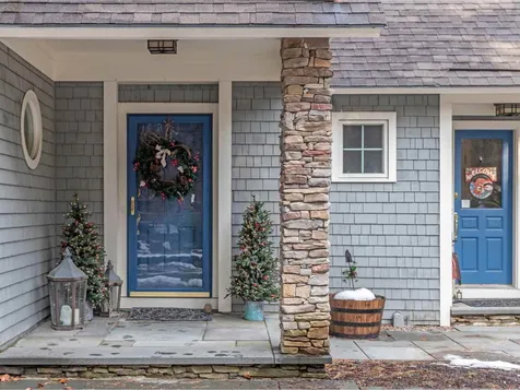16 Bayberry Lane Williston VT 05495