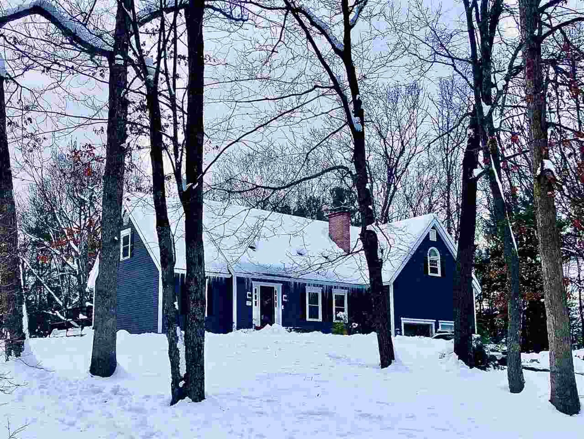 27 New Merrimack Road Bedford NH 03110
