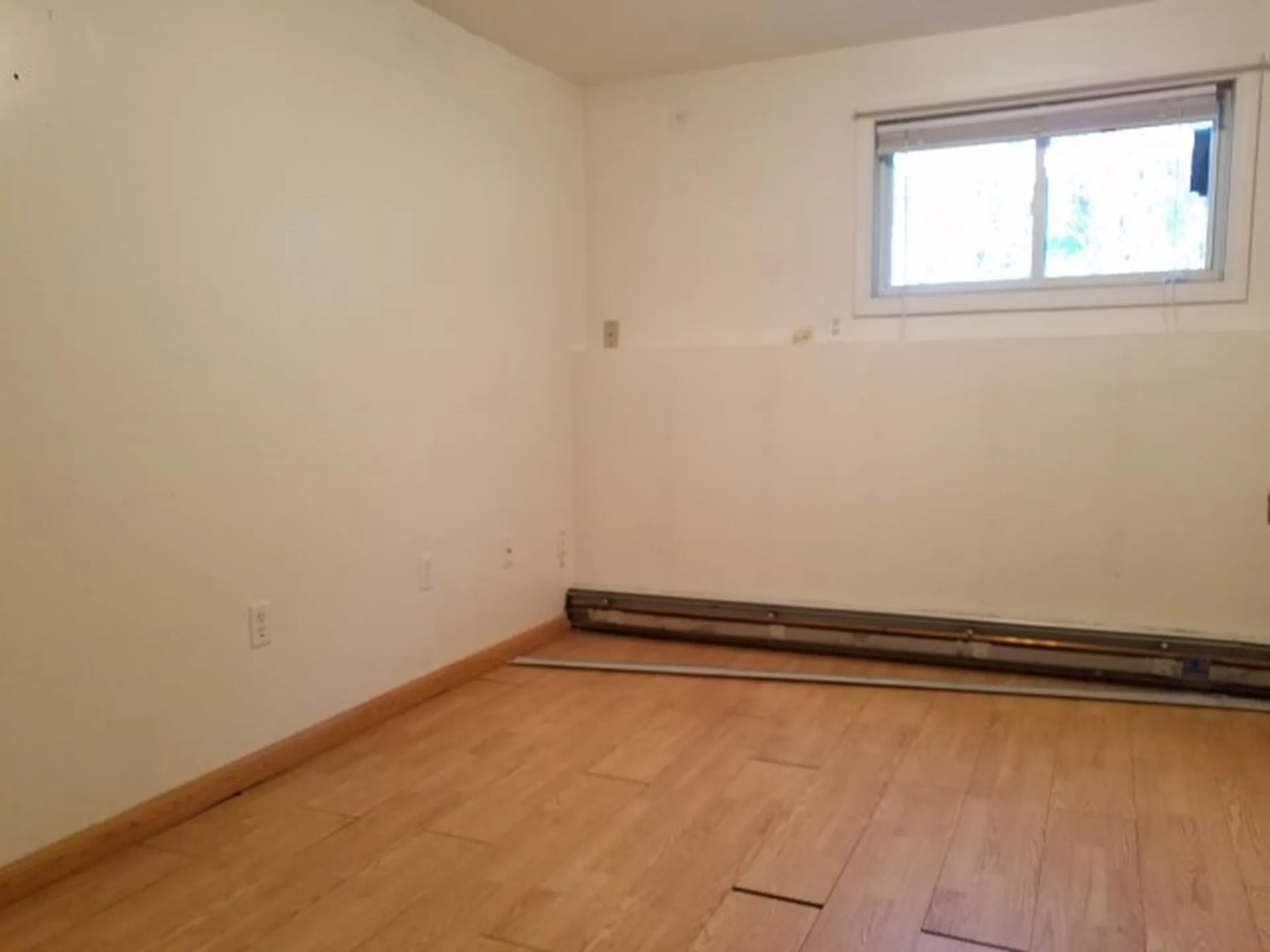 97 Chestnut Street Claremont NH 03743