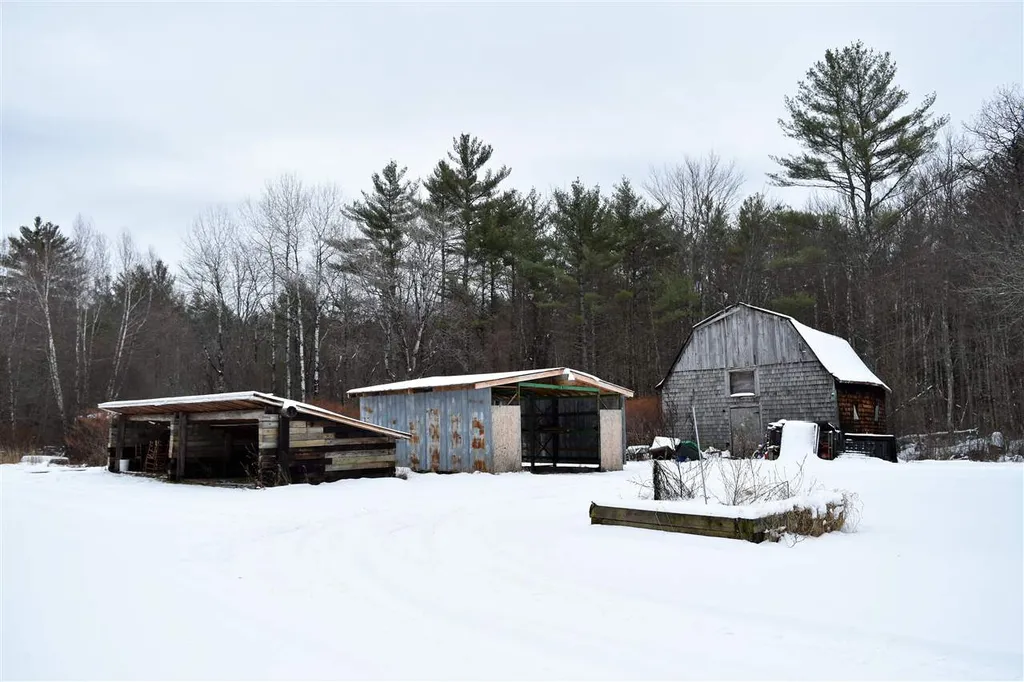 512 Salisbury Road Franklin NH 03235