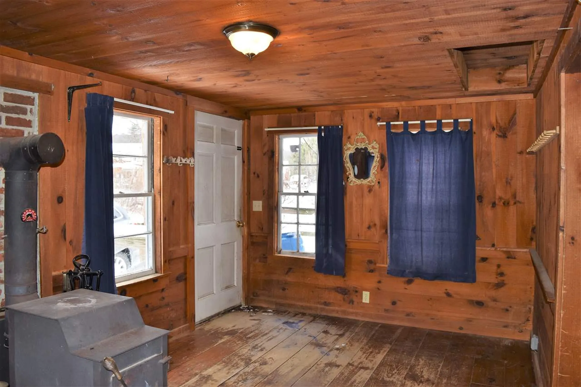 512 Salisbury Road Franklin NH 03235