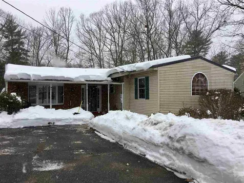 57 Oaktree Road Auburn NH 03032