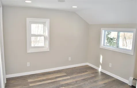 21 1/2 Fairmount Street Nashua NH 03064
