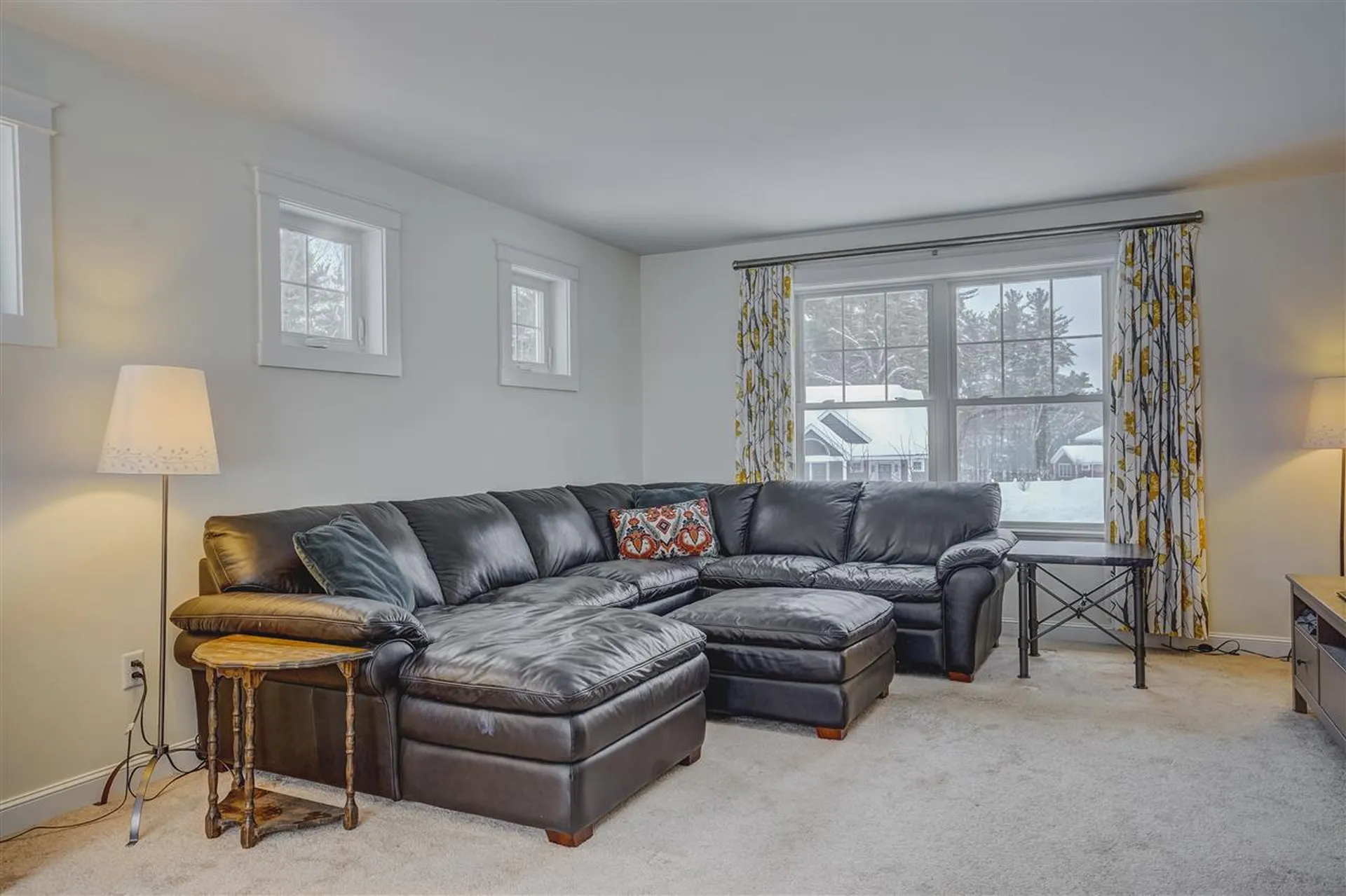 1 Iris Lane Londonderry NH 03053