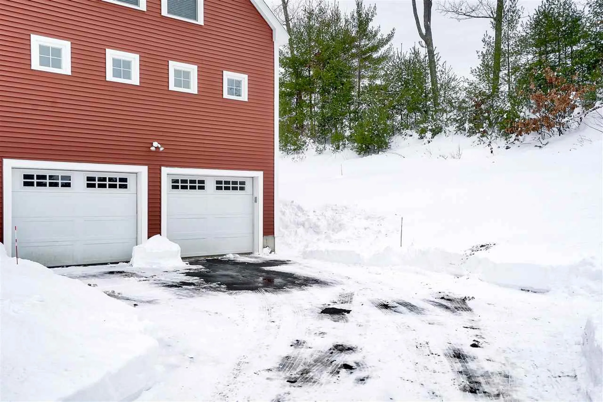 1 Iris Lane Londonderry NH 03053