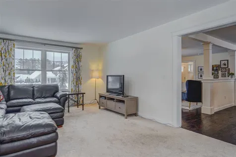 1 Iris Lane Londonderry NH 03053