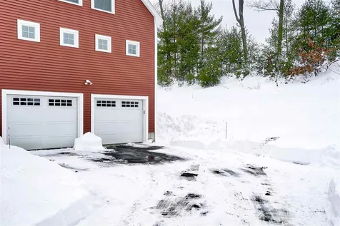 1 Iris Lane Londonderry NH 03053