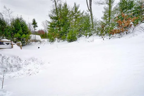 1 Iris Lane Londonderry NH 03053