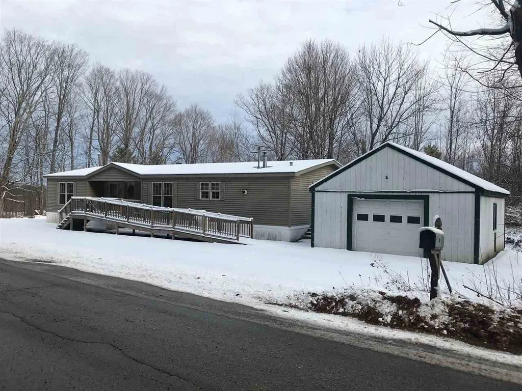 42 Pound Hill Road Cornish ME 04020