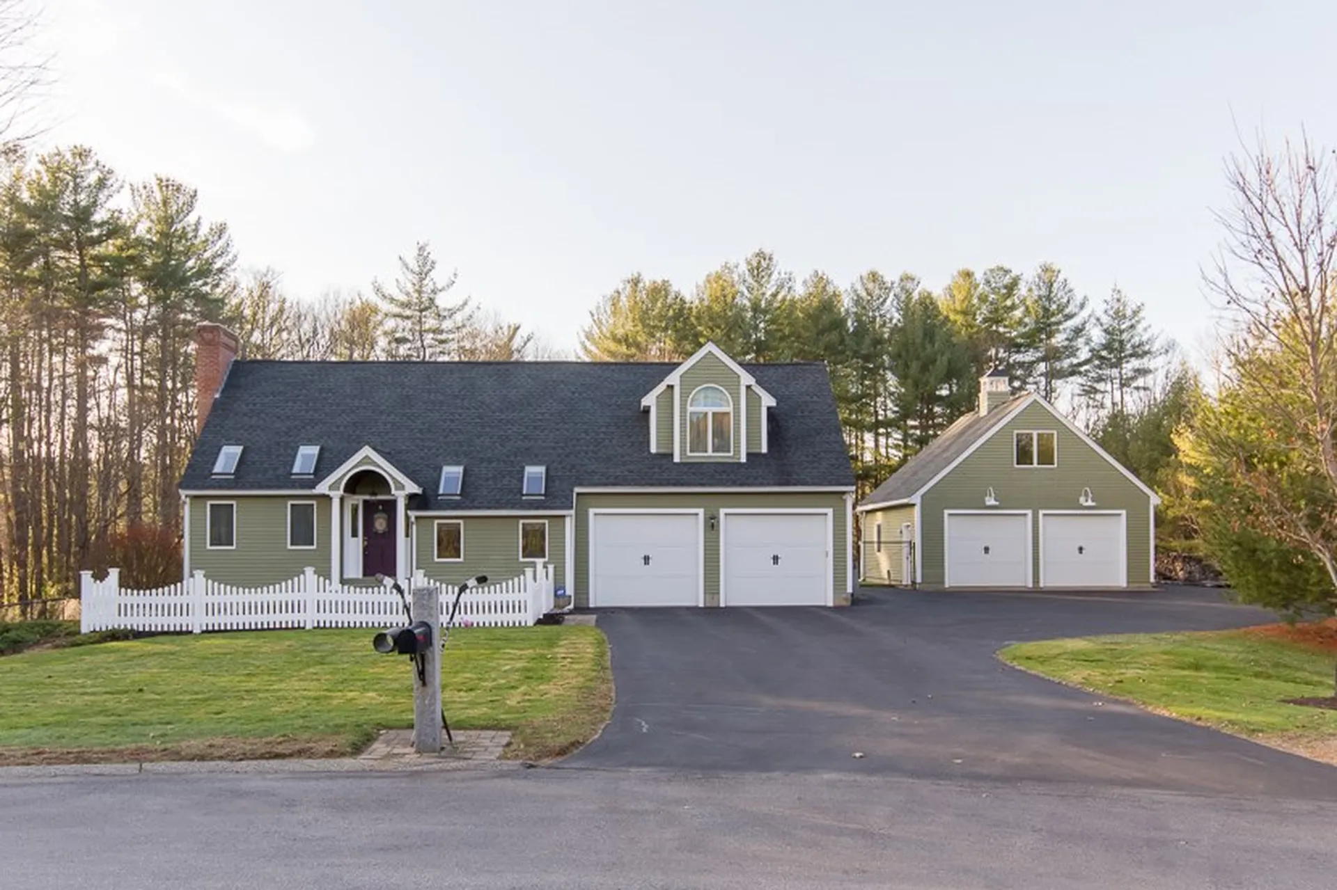 12 Dwyer Street Merrimack NH 03054-2321