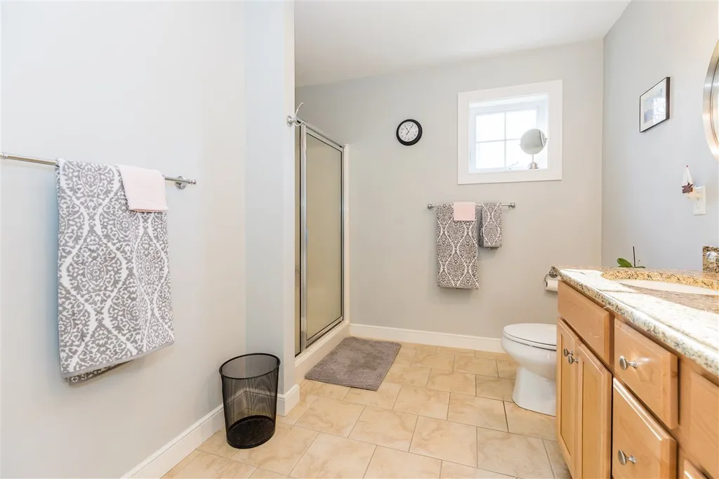 9 Heron Way Stratham NH 03885