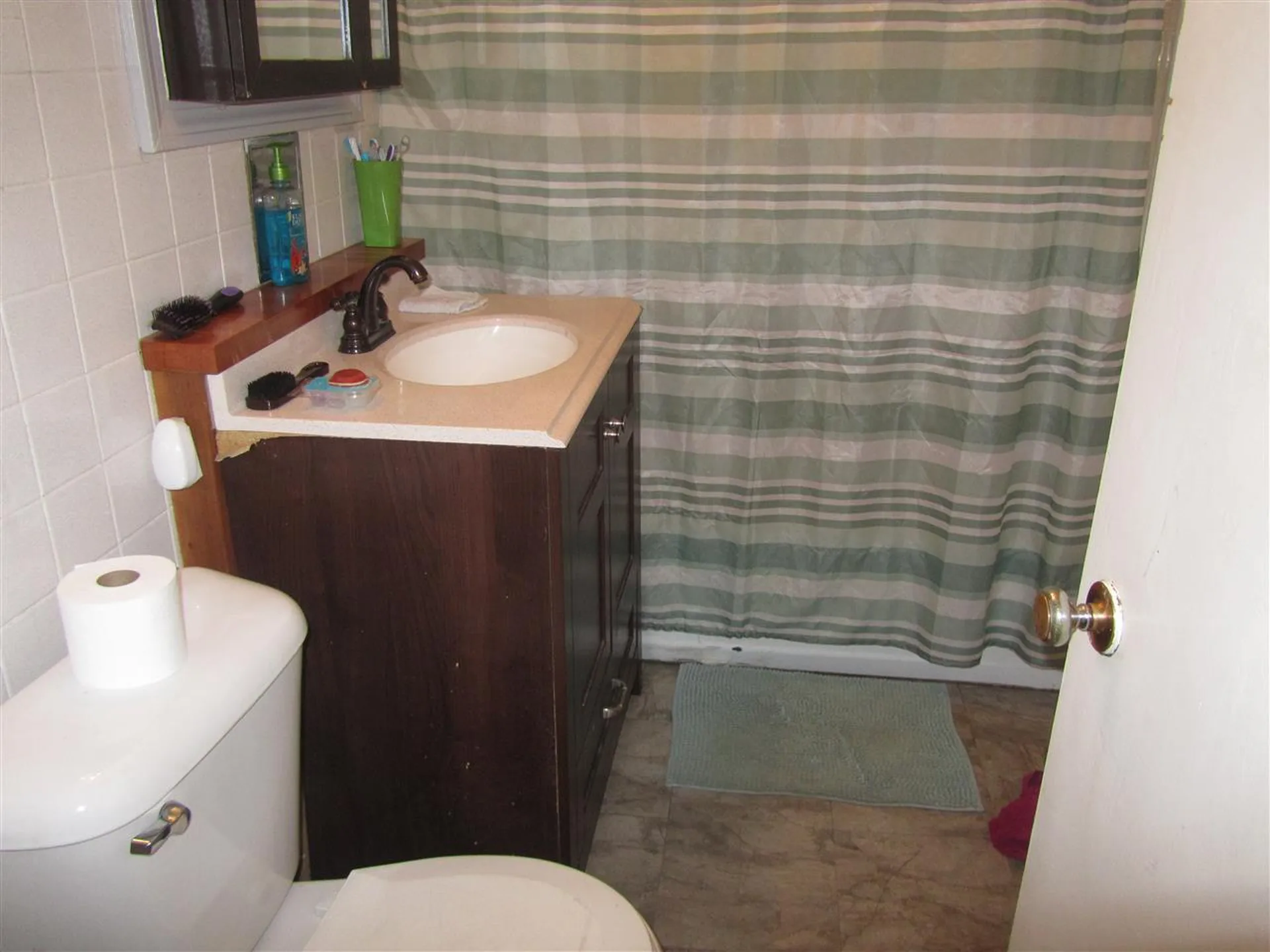14-16 Hobbs Avenue Nashua NH 03060
