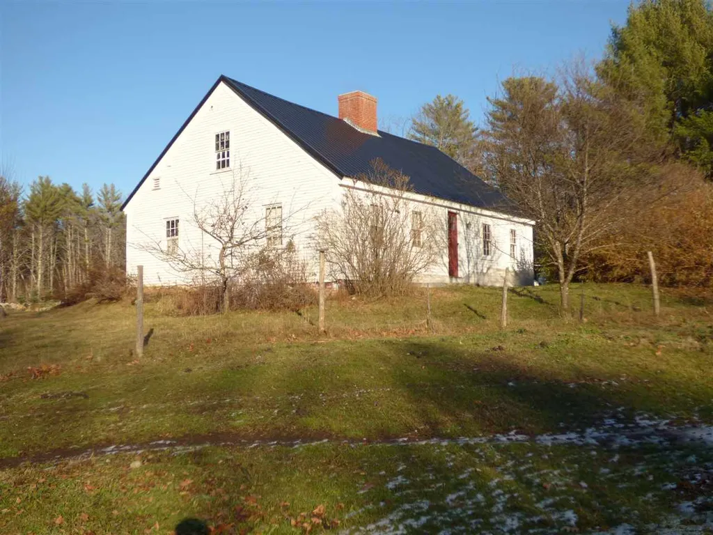 44 Stoddard Road Wolfeboro NH 03894