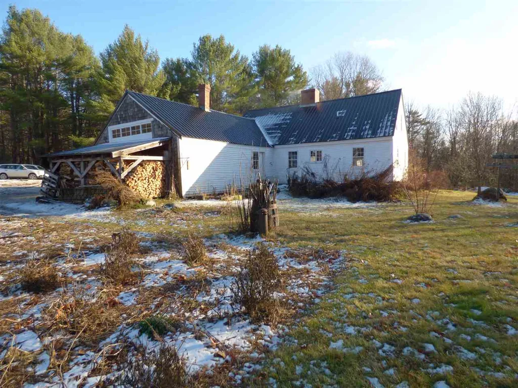 44 Stoddard Road Wolfeboro NH 03894