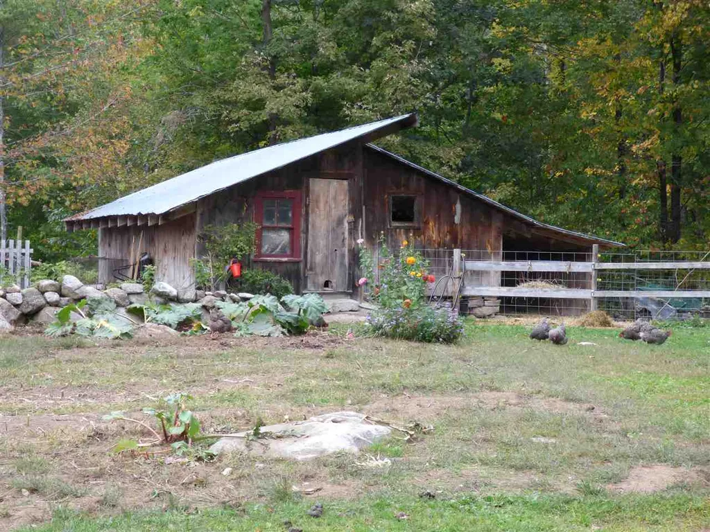 44 Stoddard Road Wolfeboro NH 03894
