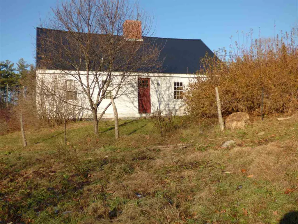 44 Stoddard Road Wolfeboro NH 03894