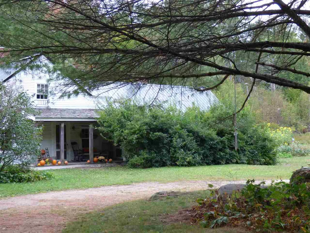44 Stoddard Road Wolfeboro NH 03894