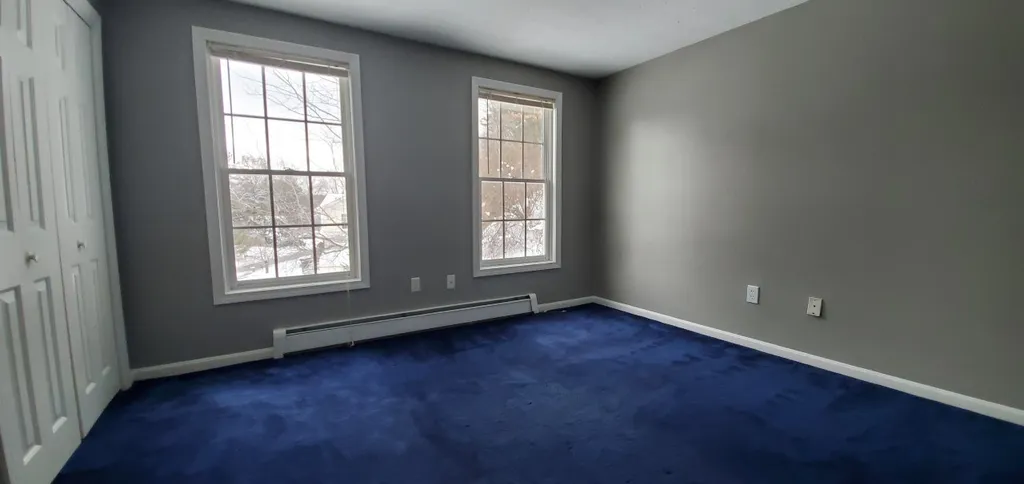 33b Dale Road Hooksett NH 03106