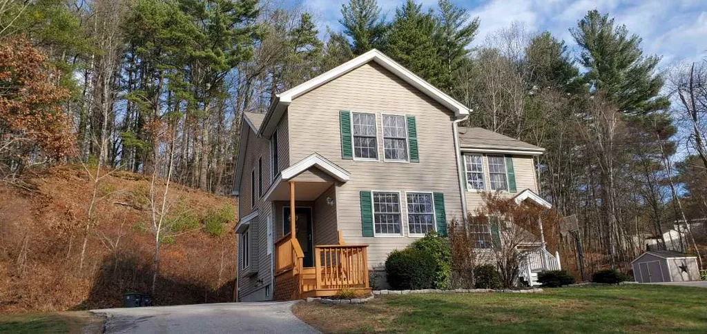 33b Dale Road Hooksett NH 03106
