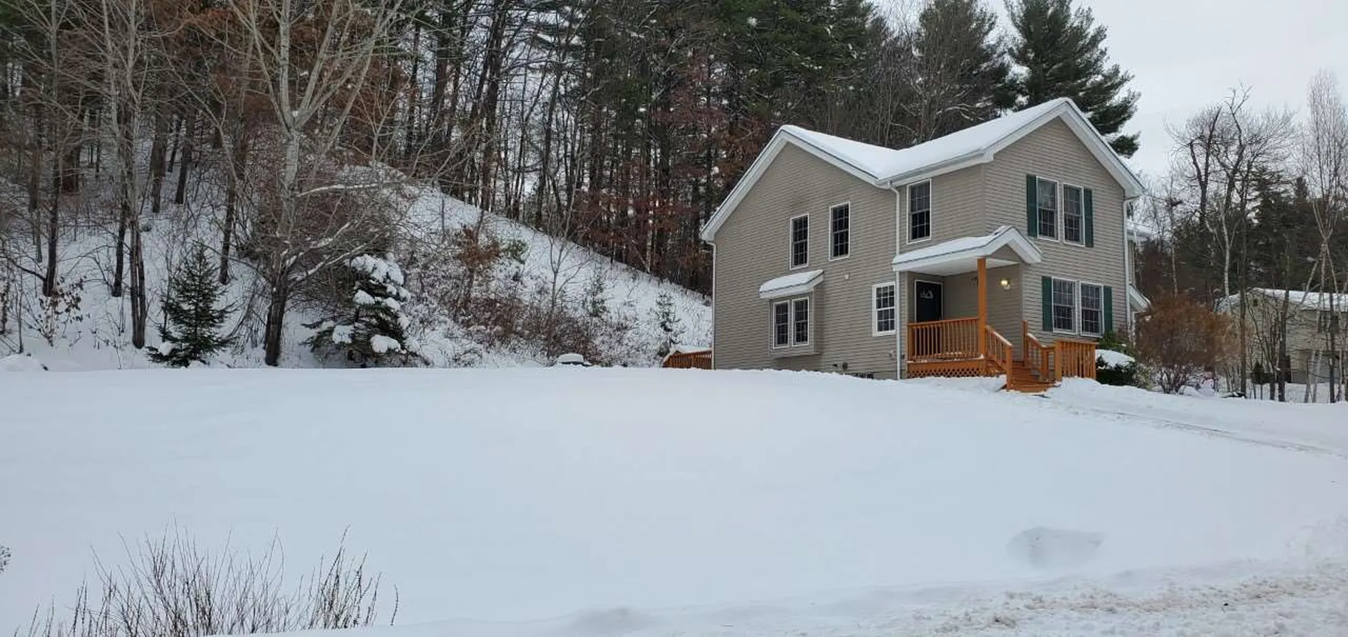 33b Dale Road Hooksett NH 03106
