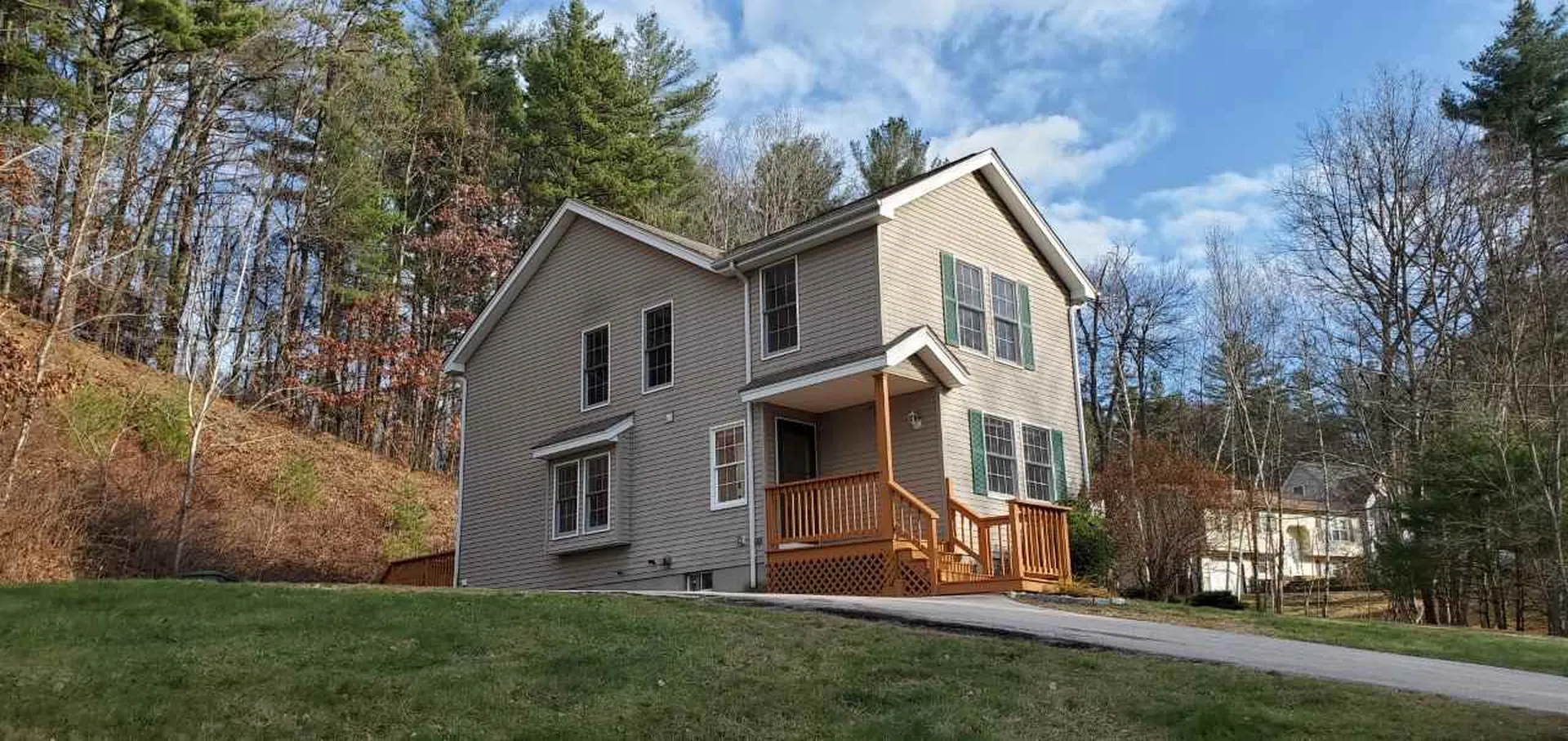 33b Dale Road Hooksett NH 03106