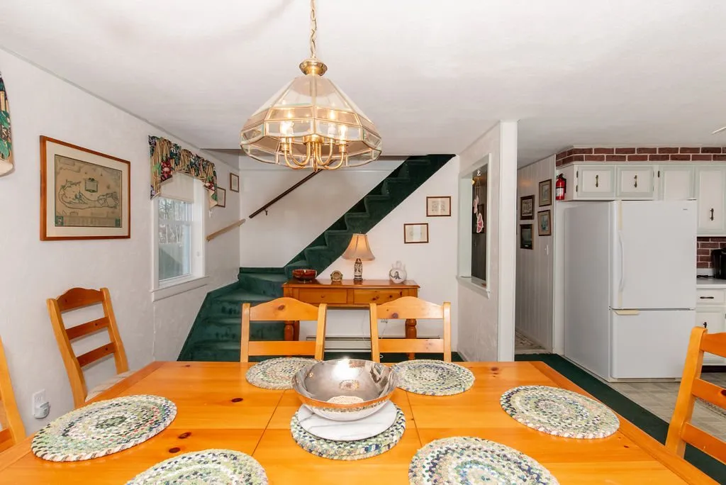 17 Wentworth Terrace Dover NH 03820