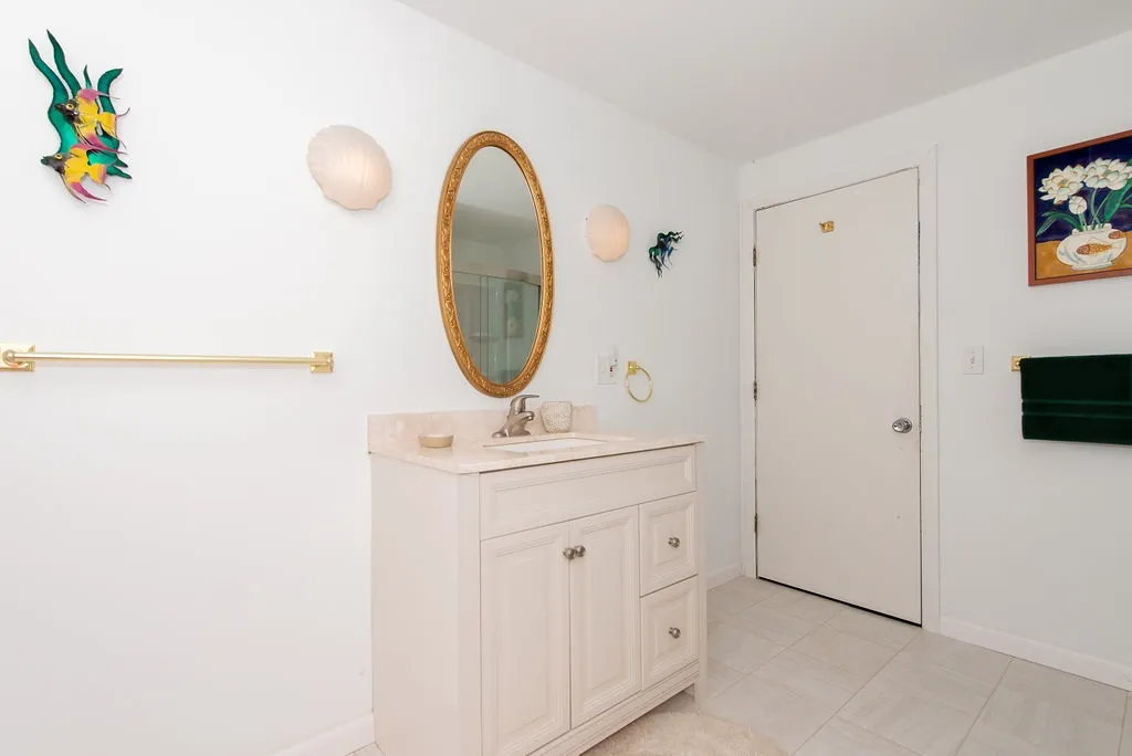 17 Wentworth Terrace Dover NH 03820