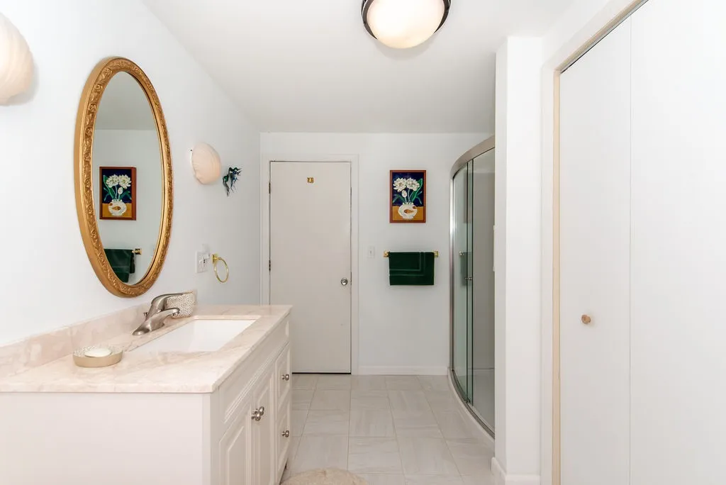 17 Wentworth Terrace Dover NH 03820