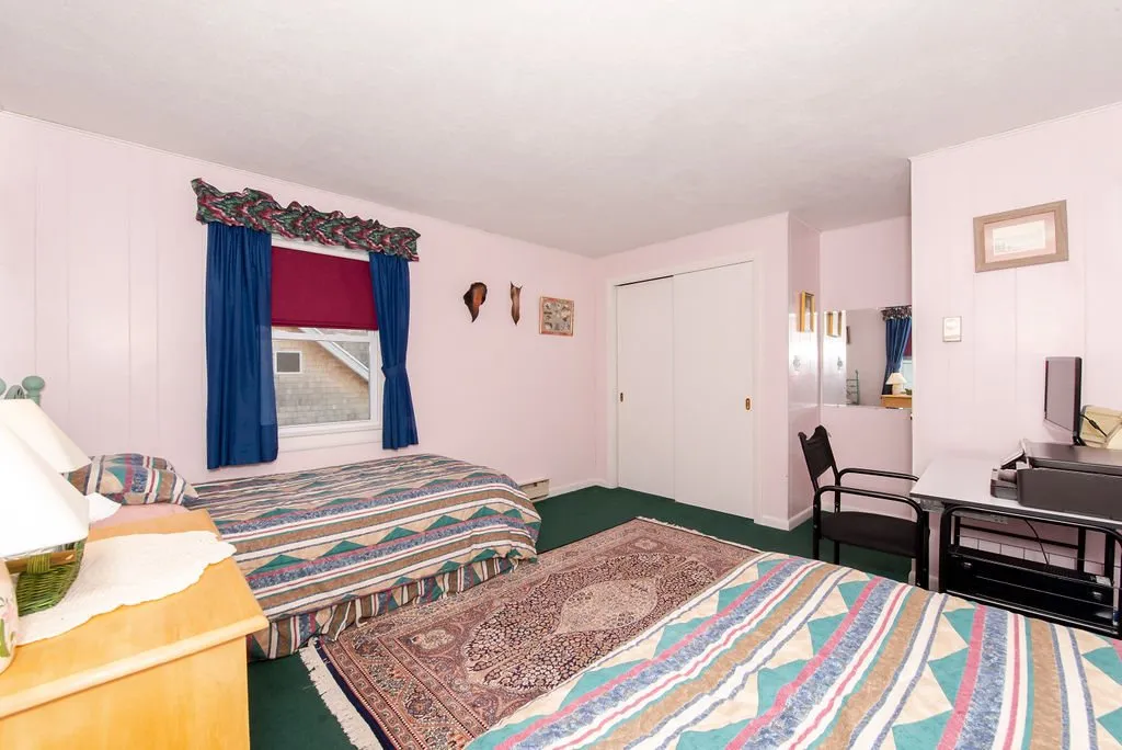 17 Wentworth Terrace Dover NH 03820