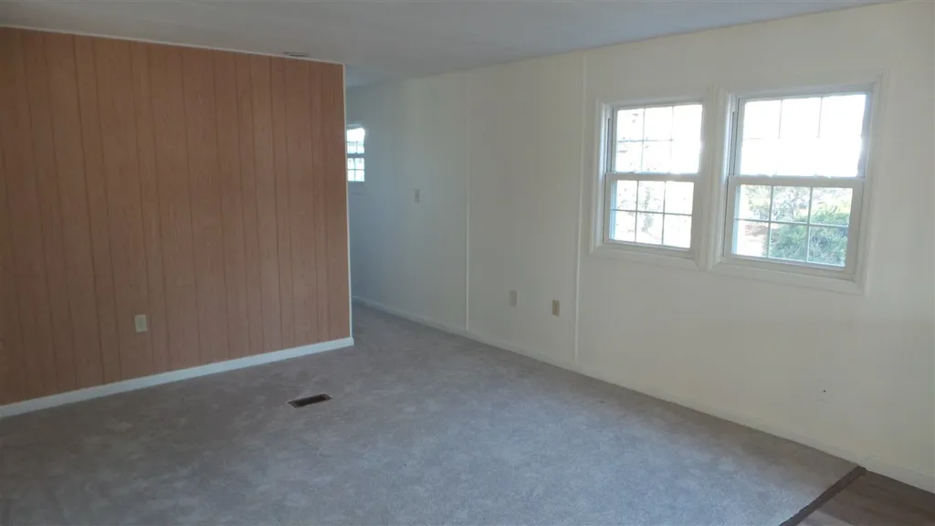 6 Juniper Lane Concord NH 03301