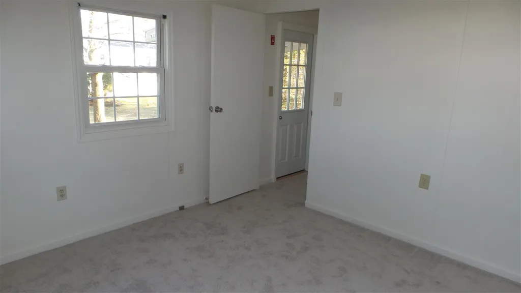 6 Juniper Lane Concord NH 03301