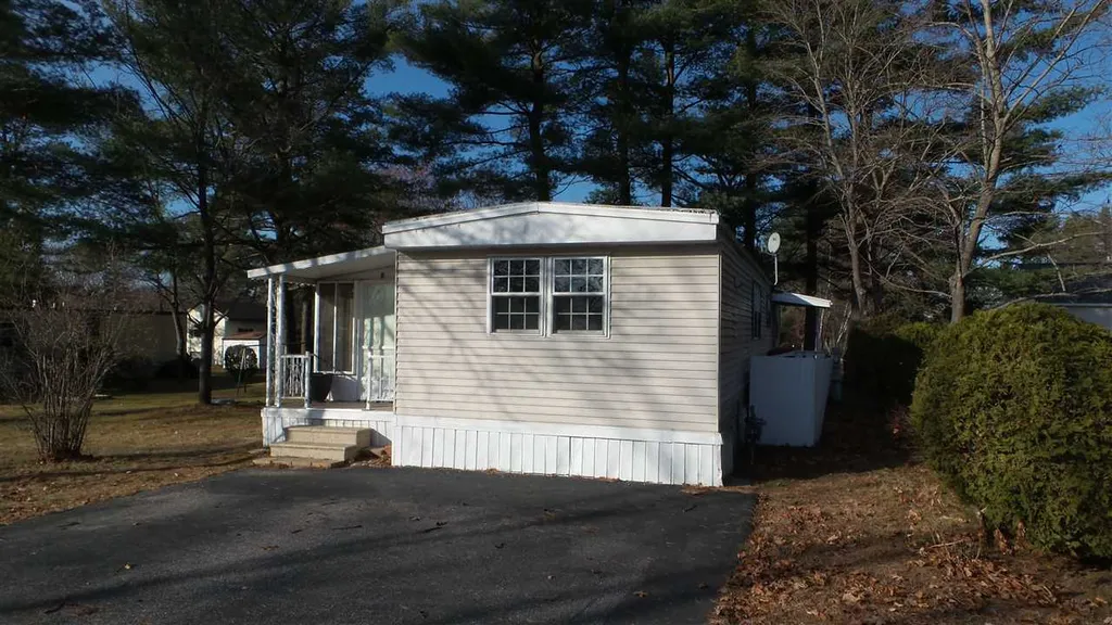 6 Juniper Lane Concord NH 03301