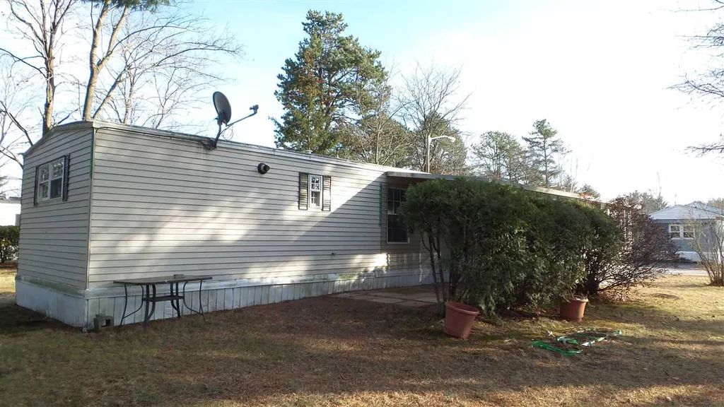 6 Juniper Lane Concord NH 03301