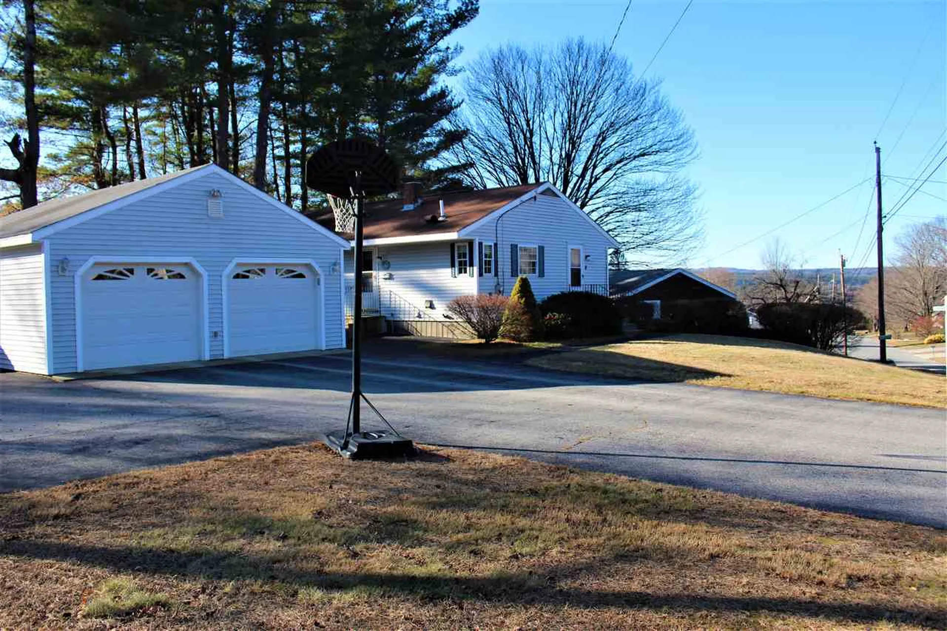 8 Fairview Avenue Pembroke NH 03275