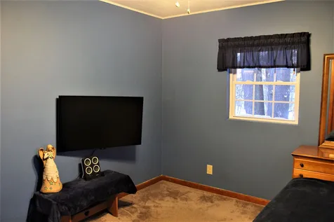 8 Fairview Avenue Pembroke NH 03275