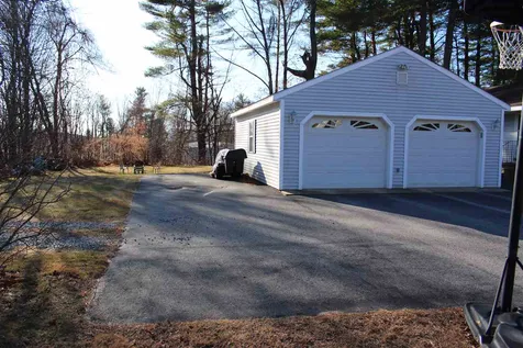 8 Fairview Avenue Pembroke NH 03275