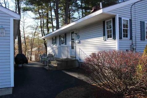 8 Fairview Avenue Pembroke NH 03275