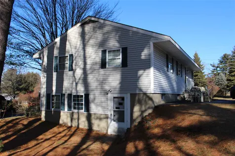 8 Fairview Avenue Pembroke NH 03275