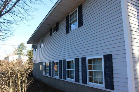 8 Fairview Avenue Pembroke NH 03275