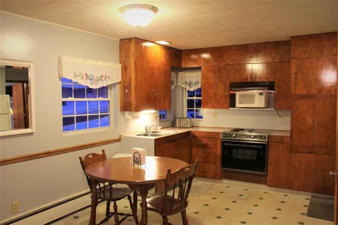 8 Fairview Avenue Pembroke NH 03275
