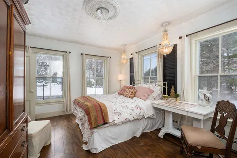 155 Middle Road Tuftonboro NH 03816
