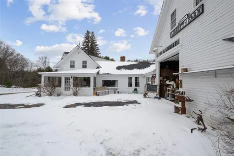 155 Middle Road Tuftonboro NH 03816